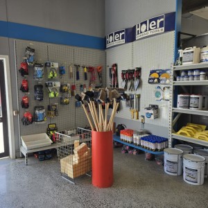 Gloves. Sponges. Tape measurers. Dazzle. brooms